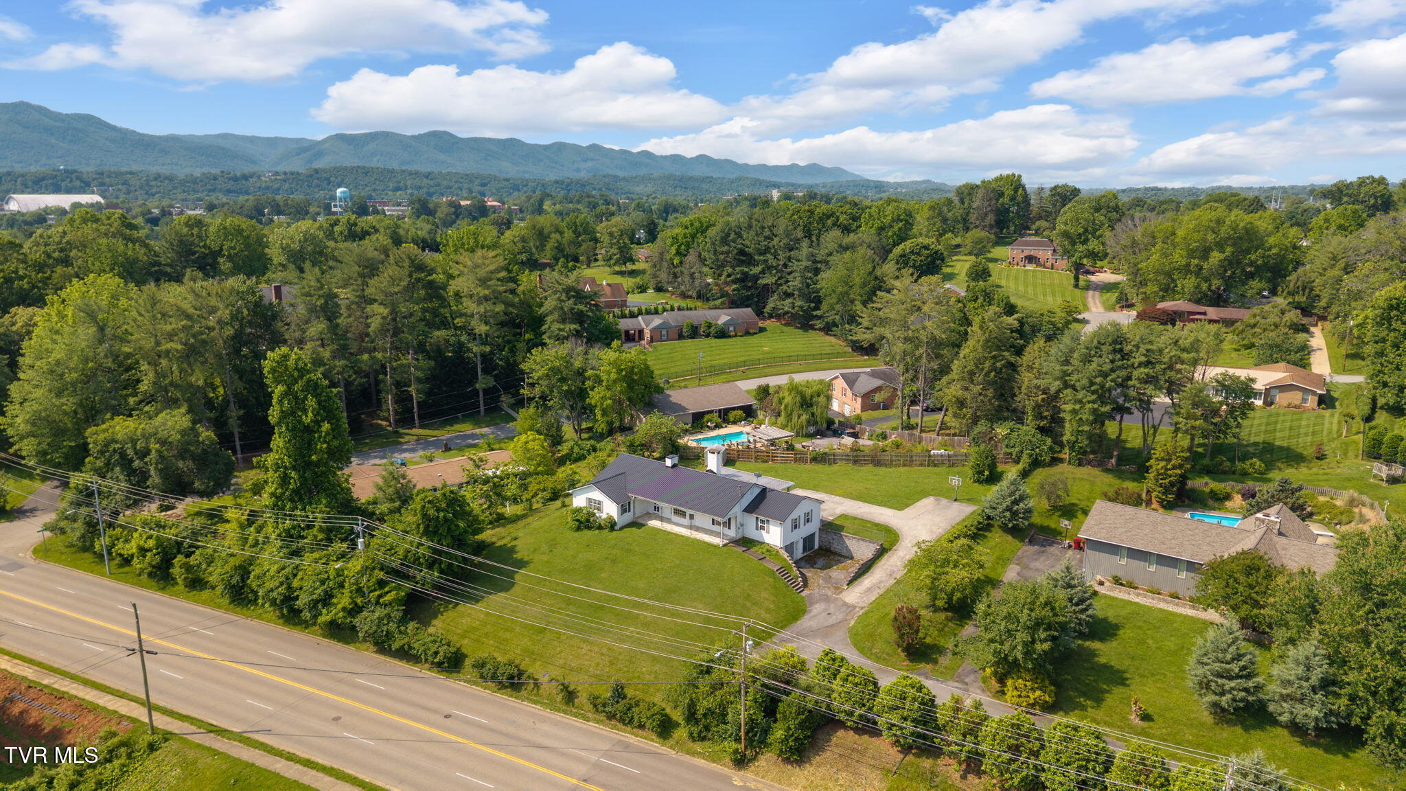 1303 Knob Creek Road, Johnson City, Tennessee image 49