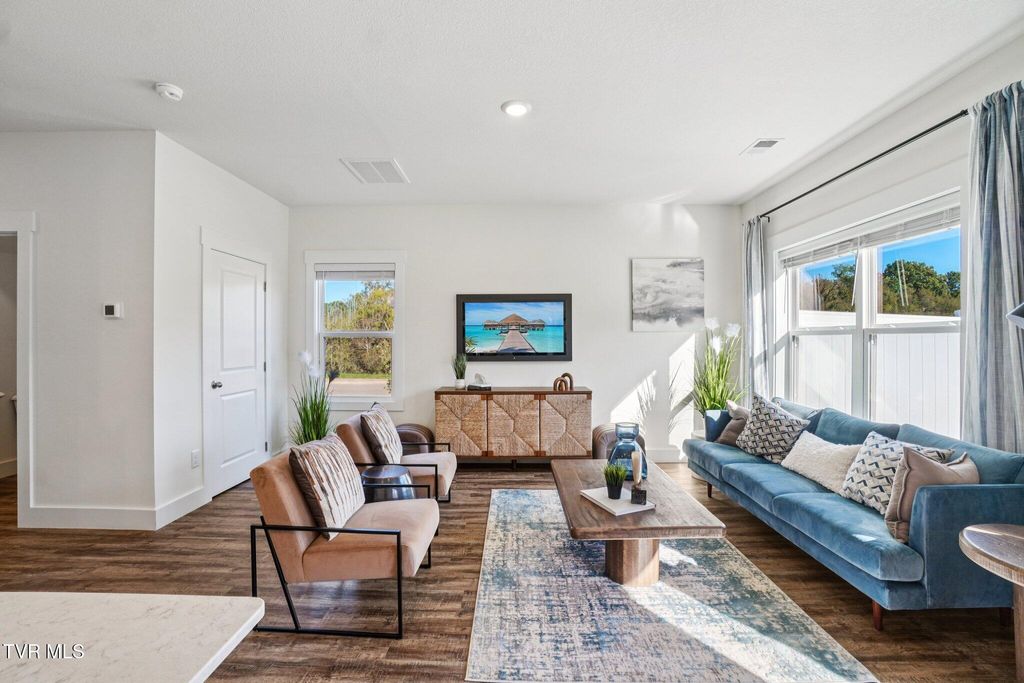 Photo of 1130 Wenna Way, Kingsport, TN 37664 (MLS # 9987300)