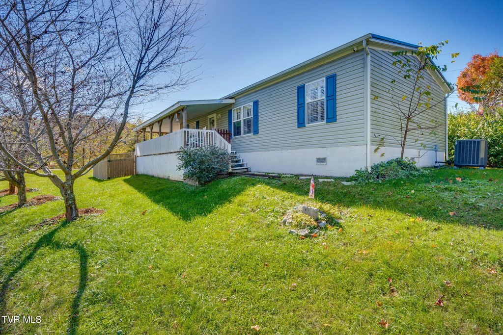 Photo of 4592 Cherokee Road, Jonesborough, TN 37659 (MLS # 9987471)