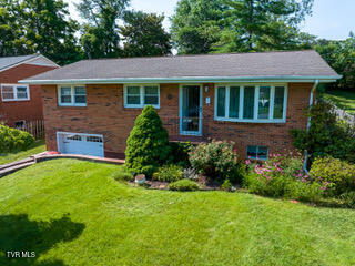 Johnson City, Tennessee 37604, United States, 3 Bedrooms Bedrooms, ,2 BathroomsBathrooms,Residential,Active,150078