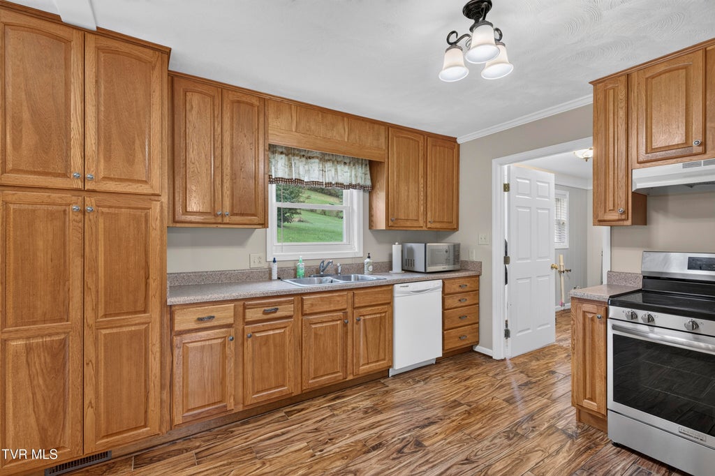 Photo of 651 Mitchell Valley Drive, Marion, VA 24354 (MLS # 10002087)