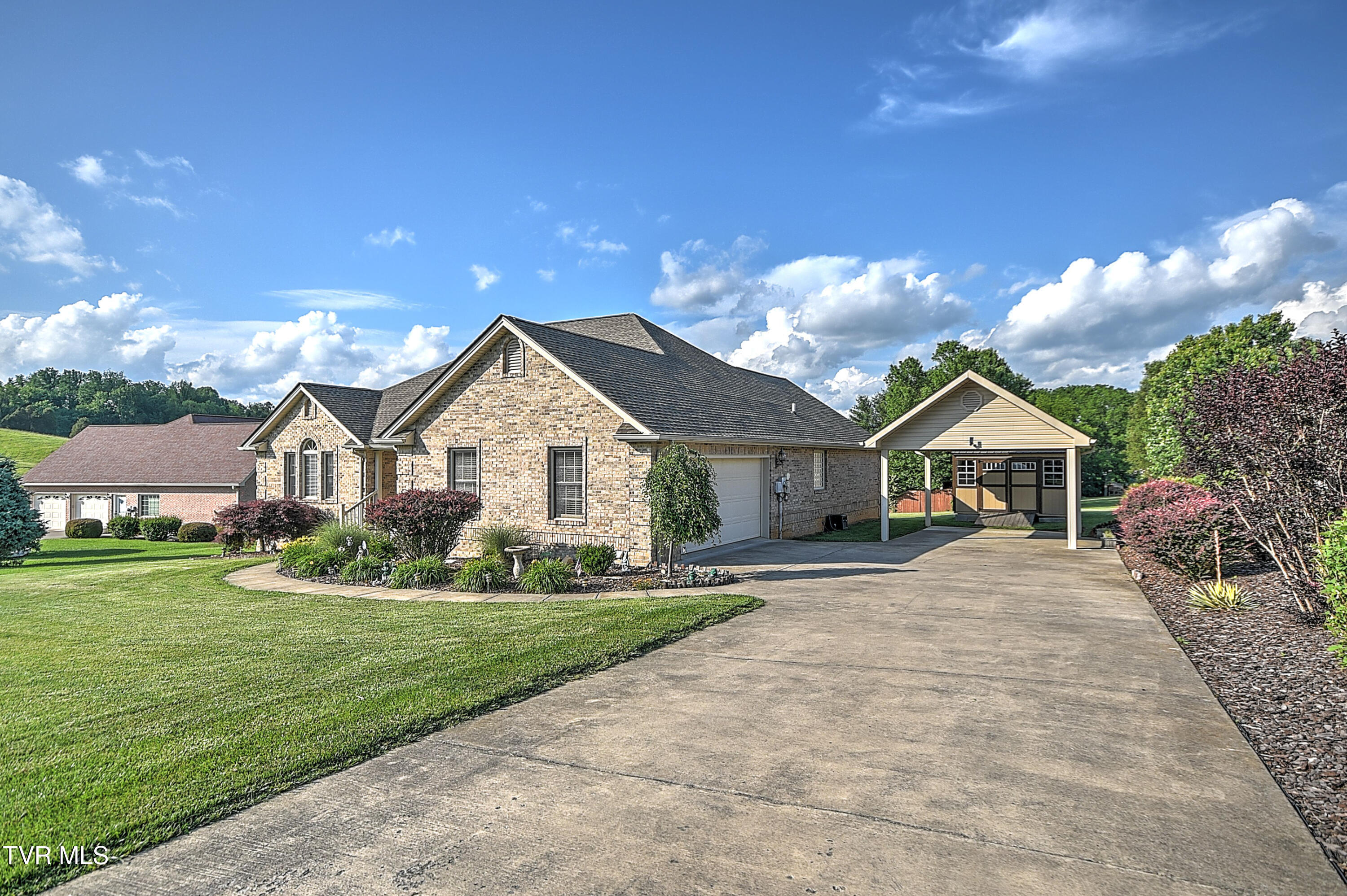 105 Morse Drive, Bristol, Tennessee image 5
