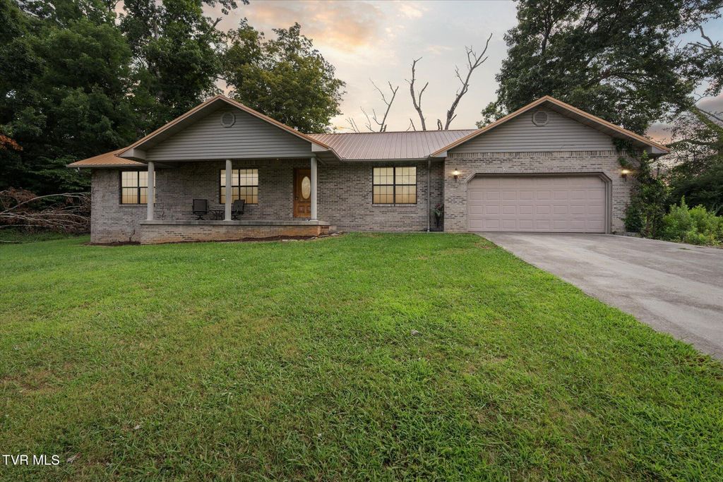 Photo of 351 Hansels Lea, Sevierville, TN 37876 (MLS # 9983445)