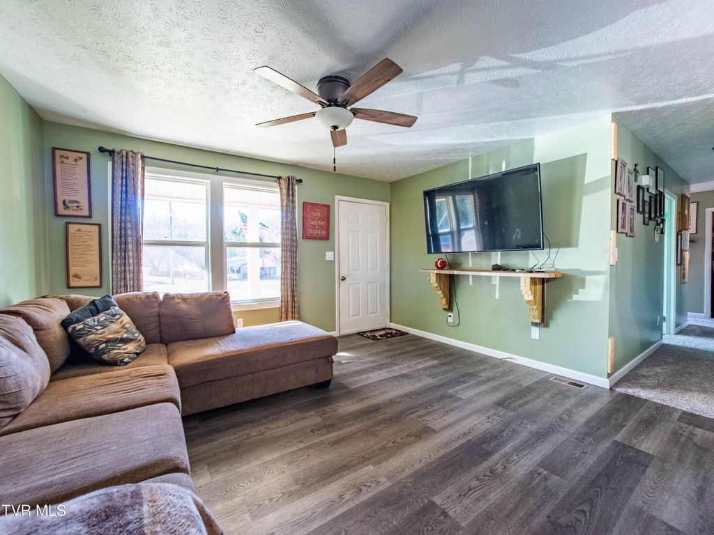 Photo of 117 Hidden Valley Drive, Rogersville, TN 37857 (MLS # 9988802)