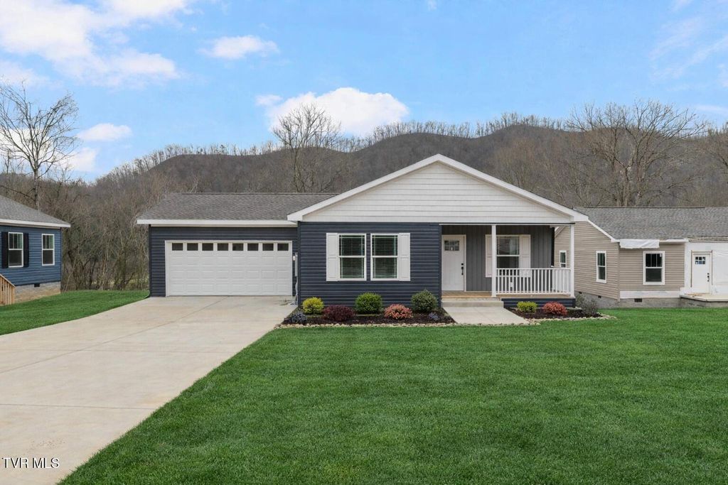 Photo of 3257 Avoca Road, Bristol, TN 37620 (MLS # 9990311)