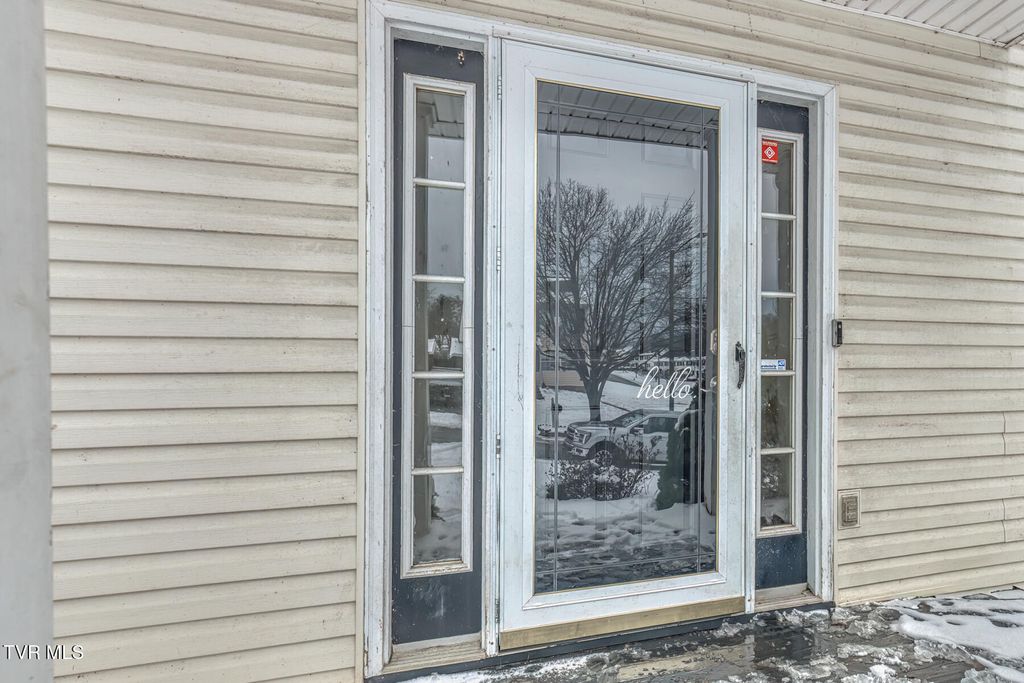 Photo of 108 Boardwalk, Bristol, TN 37620 (MLS # 9990855)