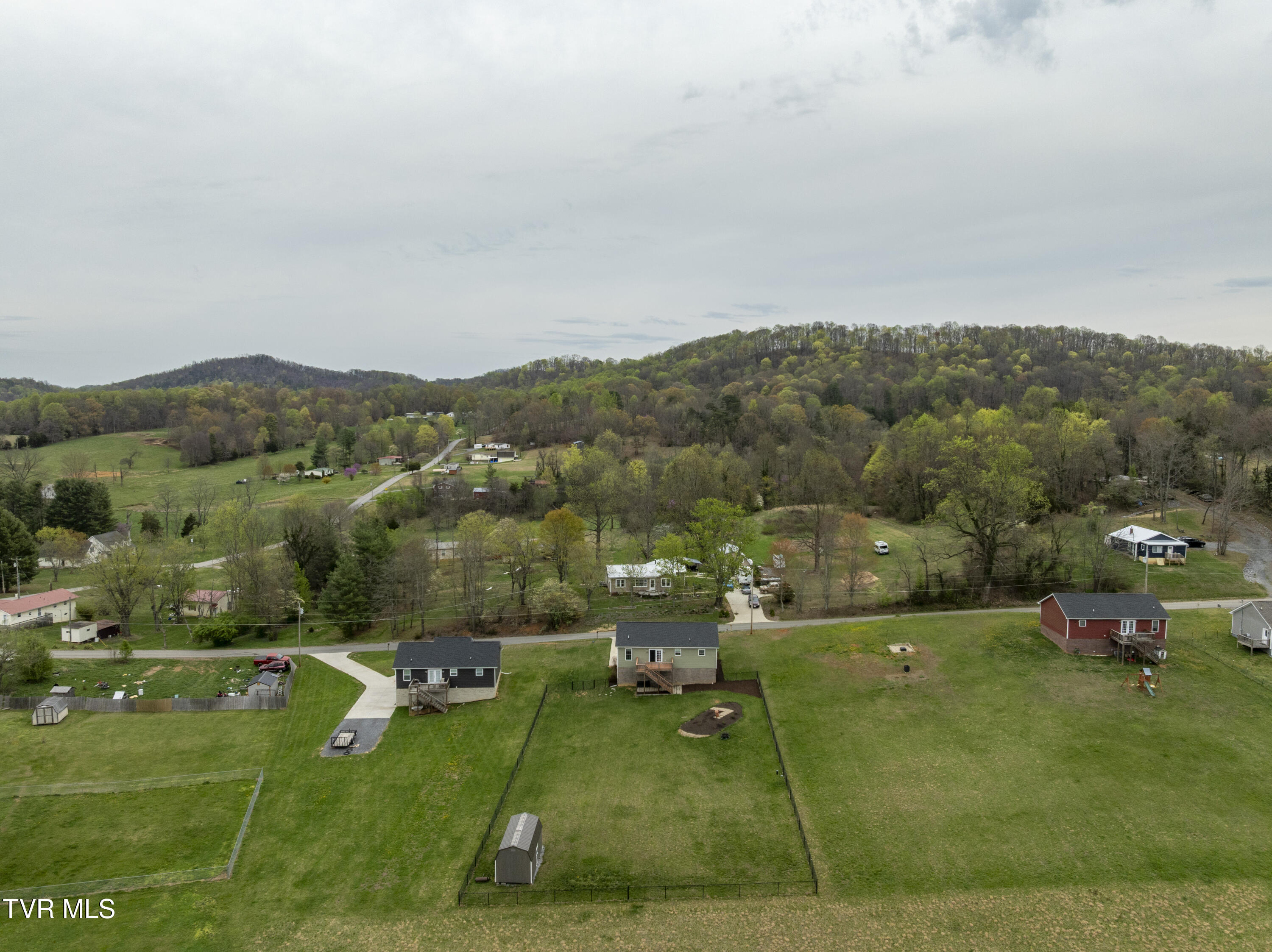 90 Carr Lane North Ln, Fall Branch, Tennessee image 41
