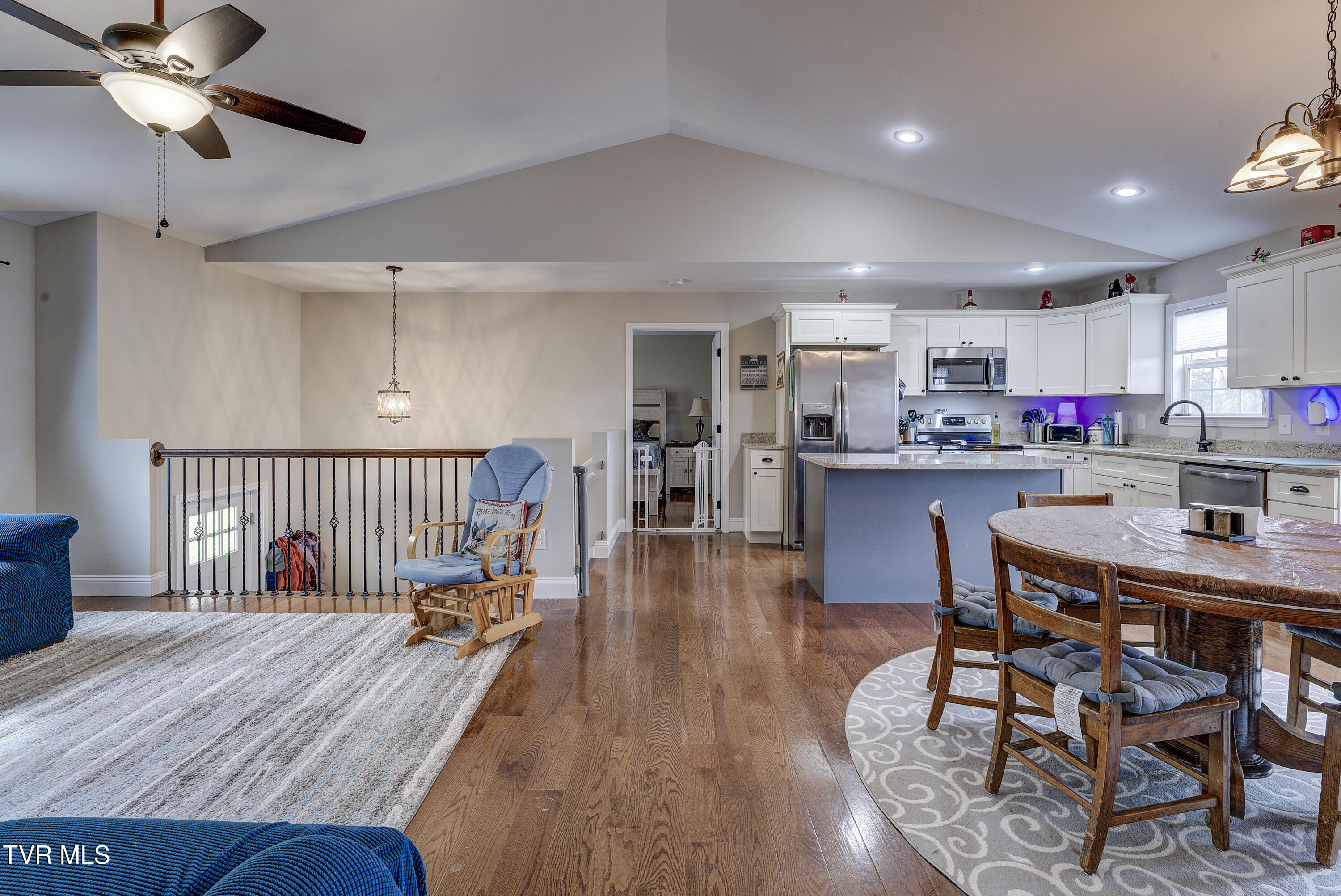 90 Carr Lane North Ln, Fall Branch, Tennessee image 15