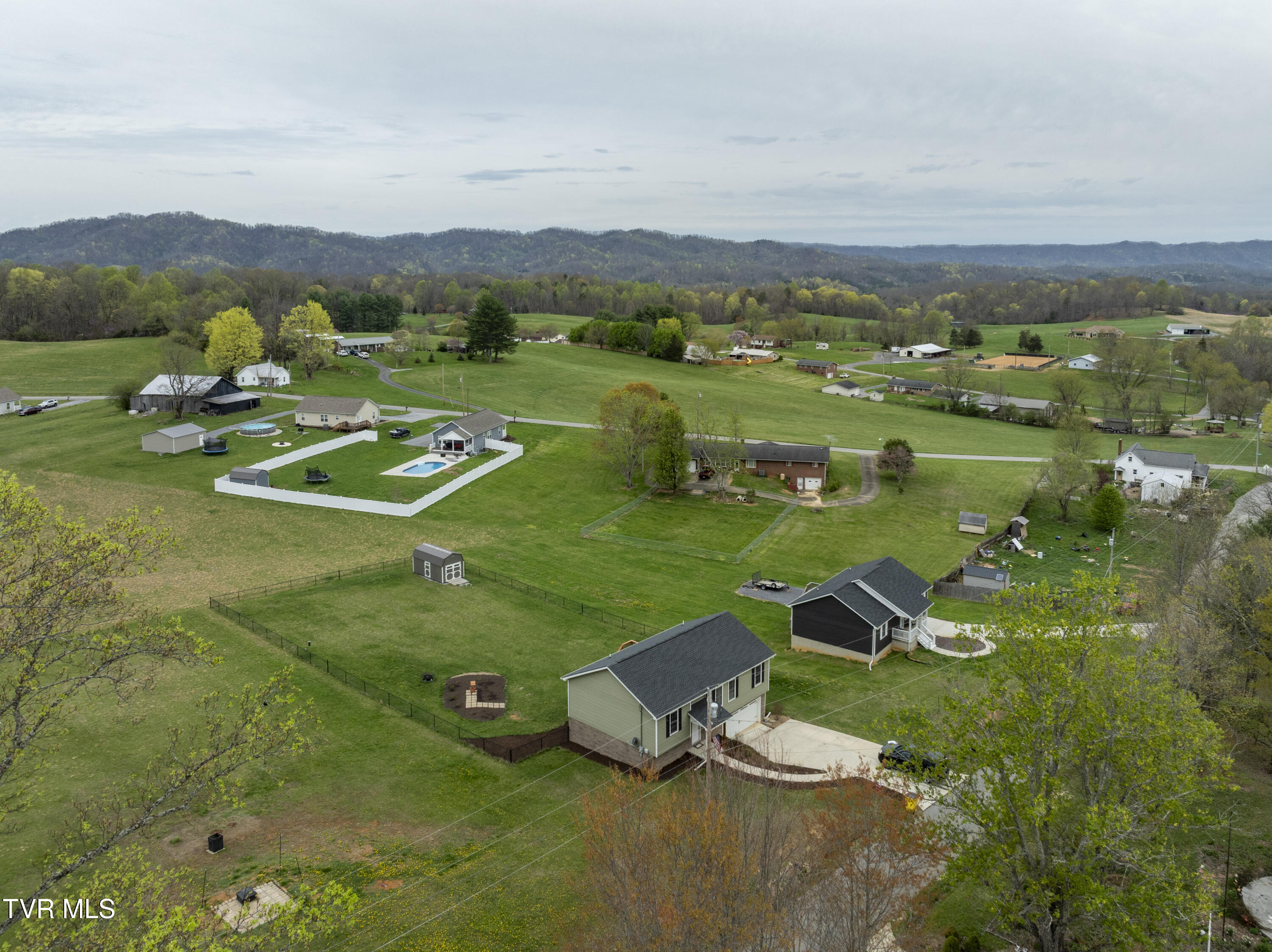 90 Carr Lane North Ln, Fall Branch, Tennessee image 39