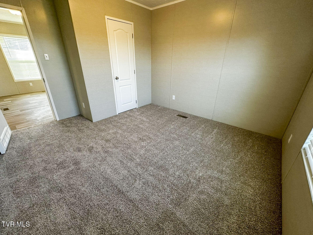 338 Bungalow Drive, Dandridge, Tennessee image 13