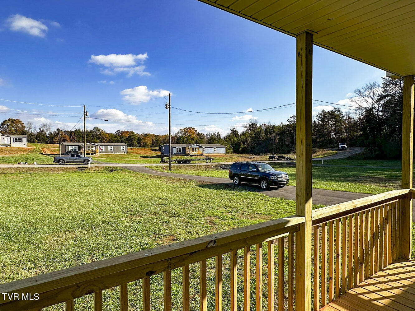 338 Bungalow Drive, Dandridge, Tennessee image 3
