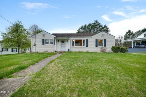 Homes For Sale - 1326 Valley Drive<br/> Bristol, TN 37620