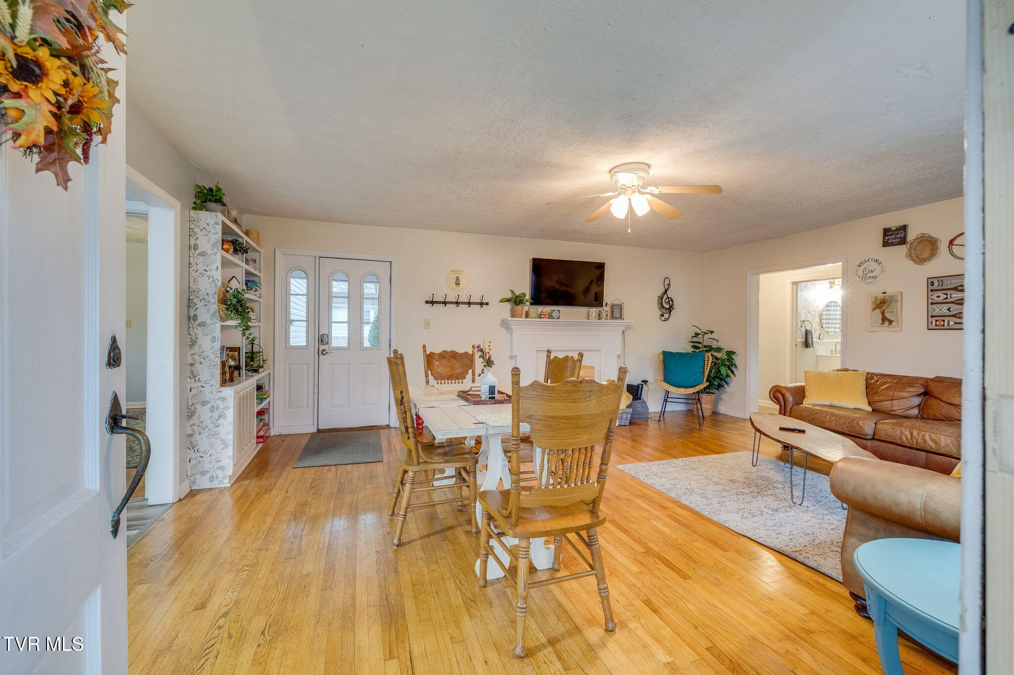 1326 Valley Drive