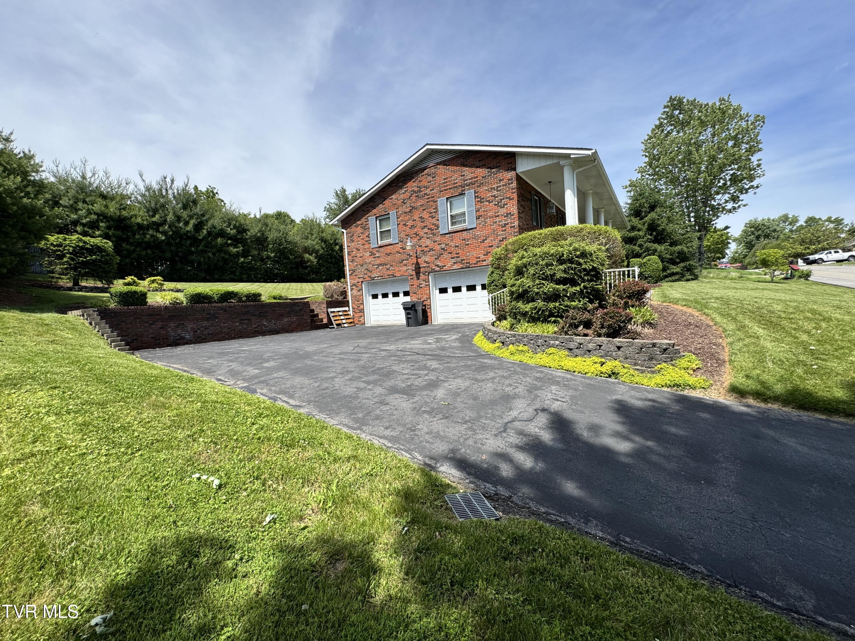 125 Amhurst Lane, Bristol, Tennessee image 11