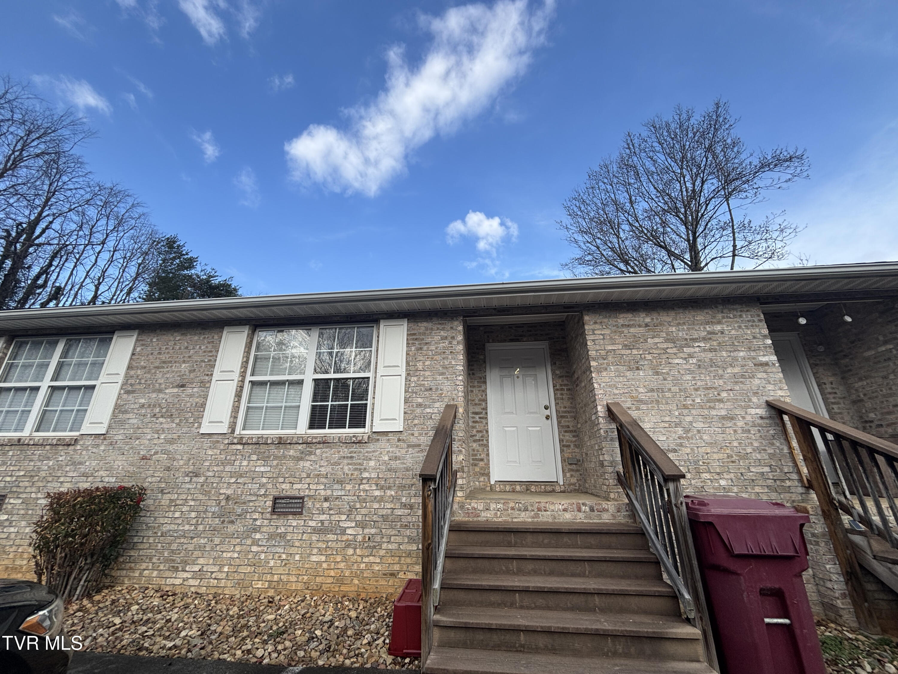2820 2822 Plymouth Road