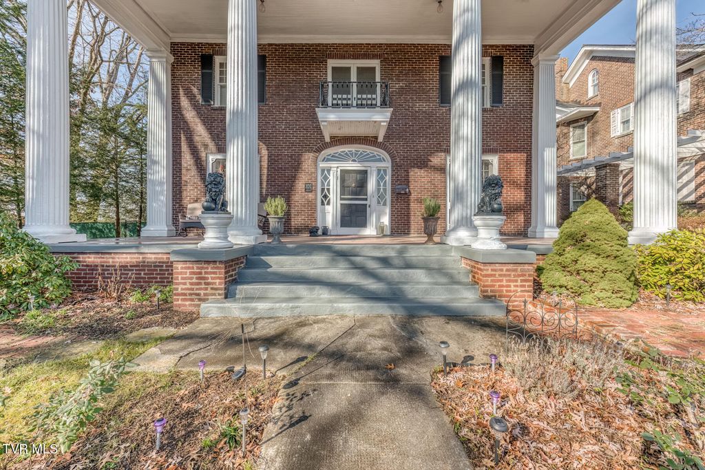 Photo of 130 Solar Street, Bristol, VA 24201 (MLS # 9989268)