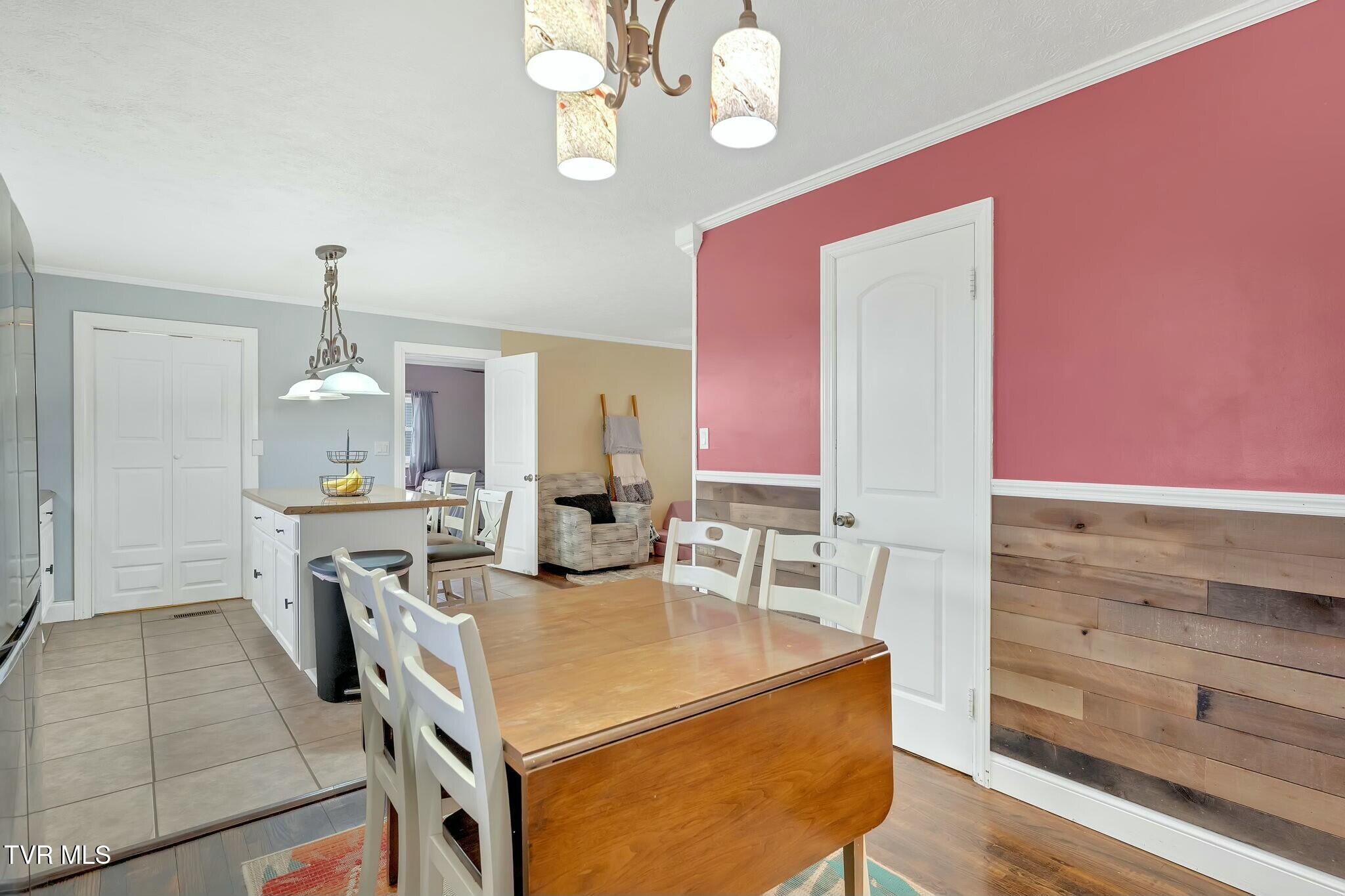 638 Robin Circle, Bristol, Virginia image 11