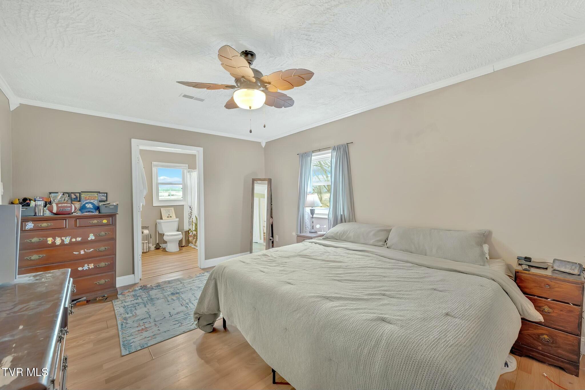 638 Robin Circle, Bristol, Virginia image 12