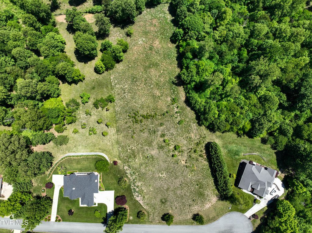 Photo of 152 Allison Timbers Road, Piney Flats, TN 37686 (MLS # 9995562)