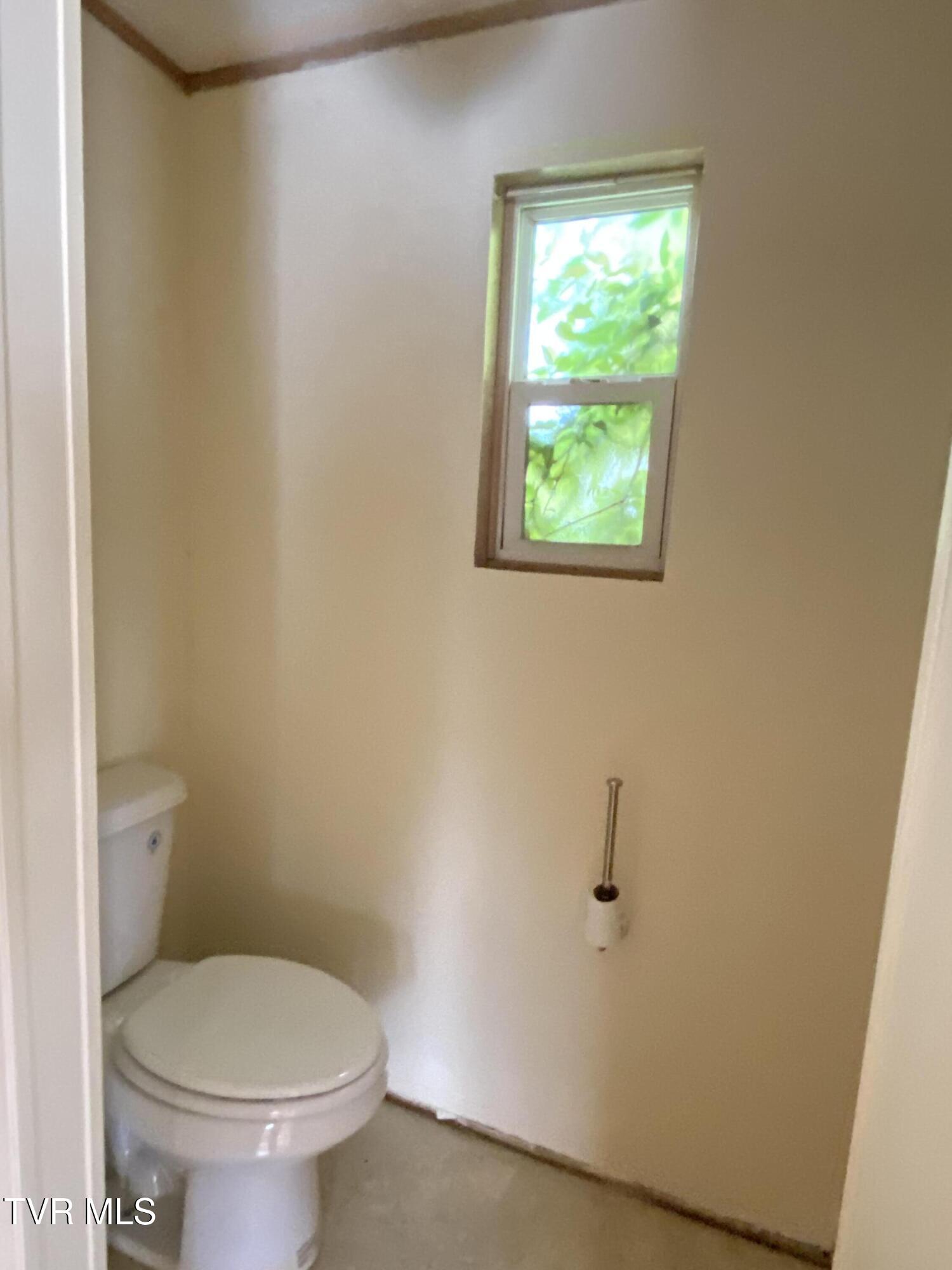 2420 Bailey Bridge Road, Chuckey, Tennessee image 20