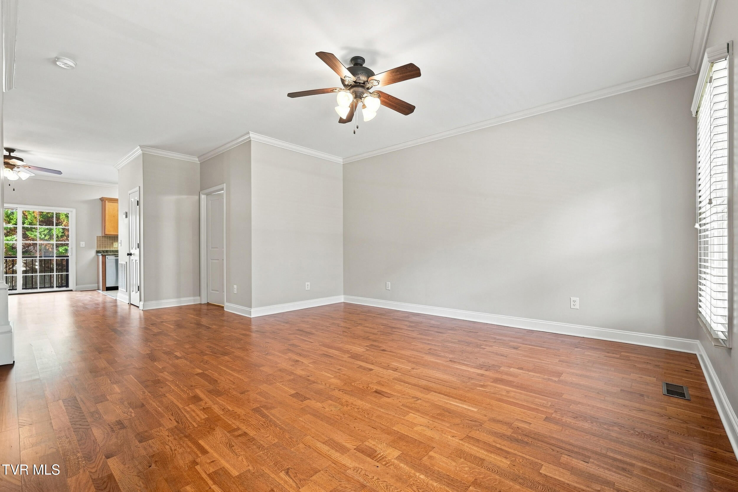 601 West Mountain View Road Unit 402