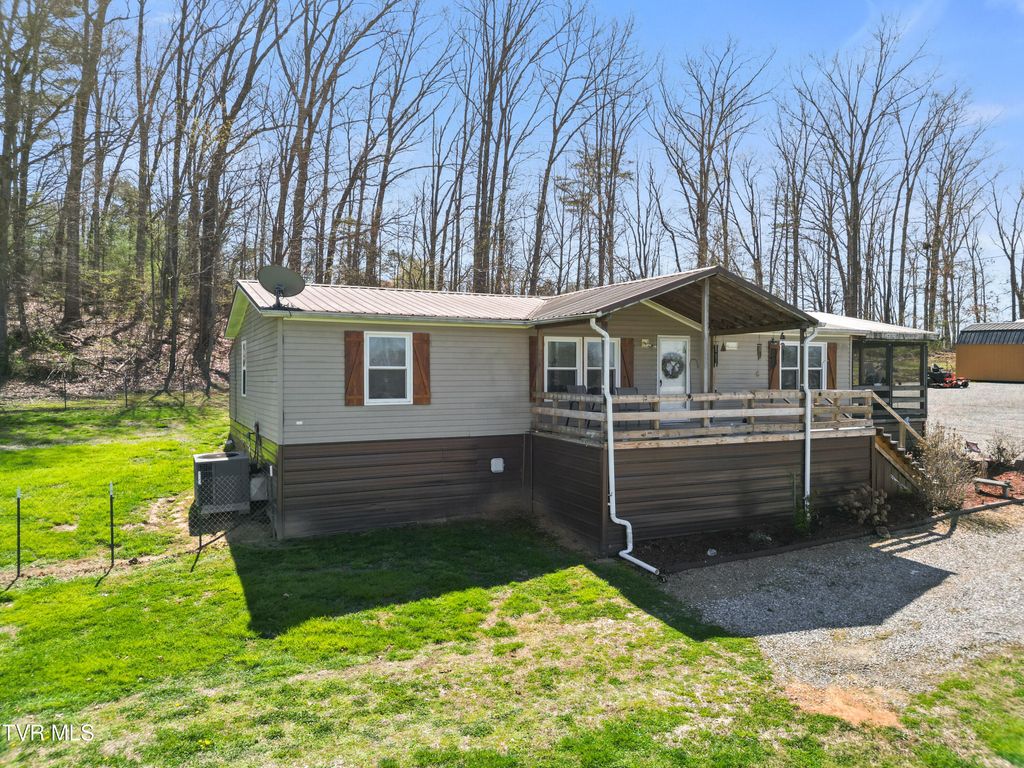Photo of 645647 Seaton Road, Afton, TN 37616 (MLS # 9992882)
