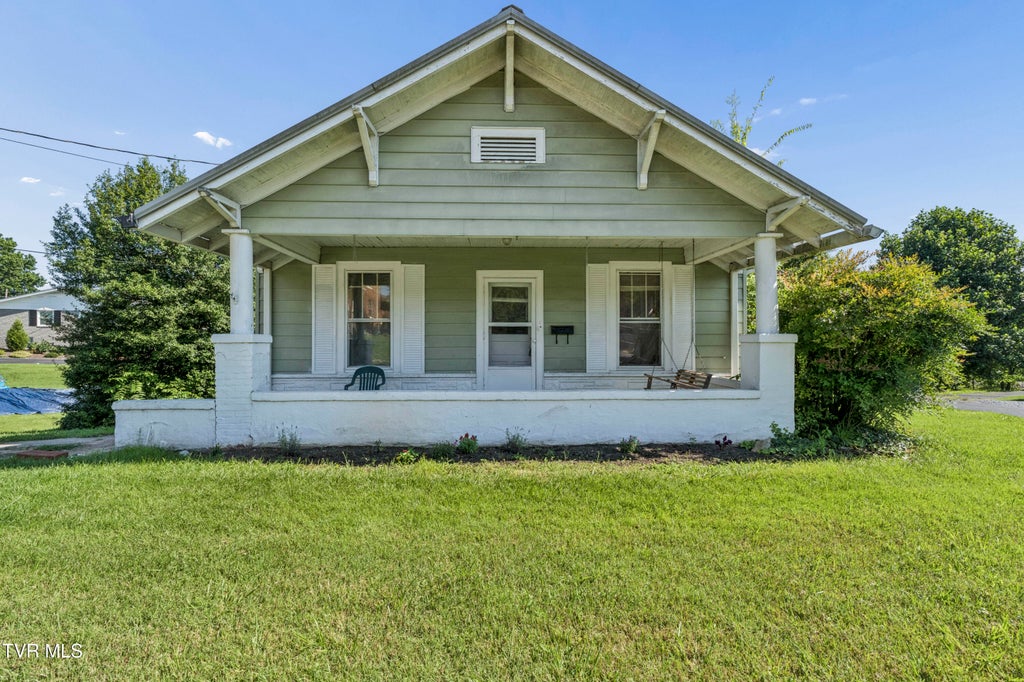 Photo of 421 College Street, Jonesborough, TN 37659 (MLS # 9998441)