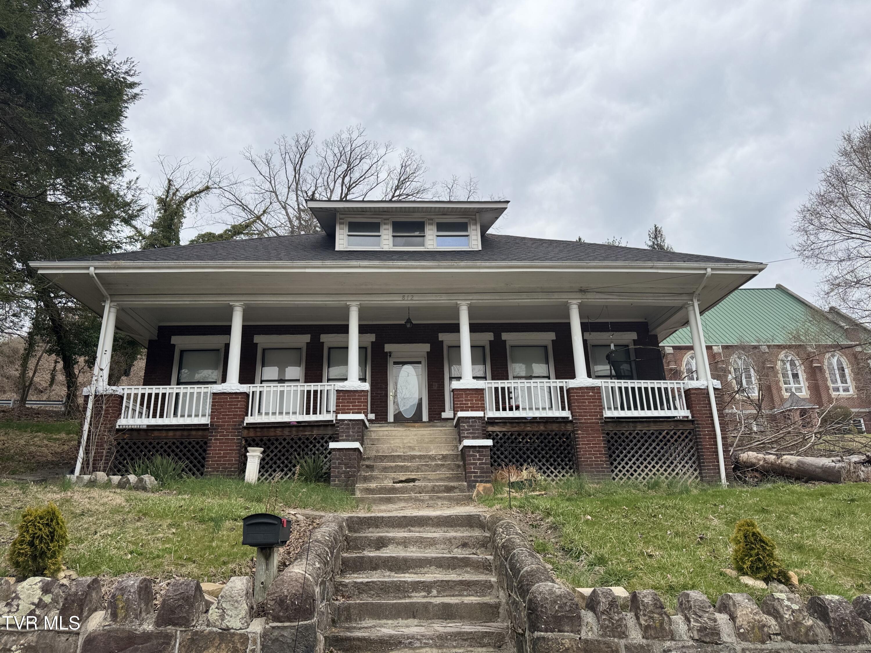 812 Virginia Avenue Ave, Norton, Virginia image 1
