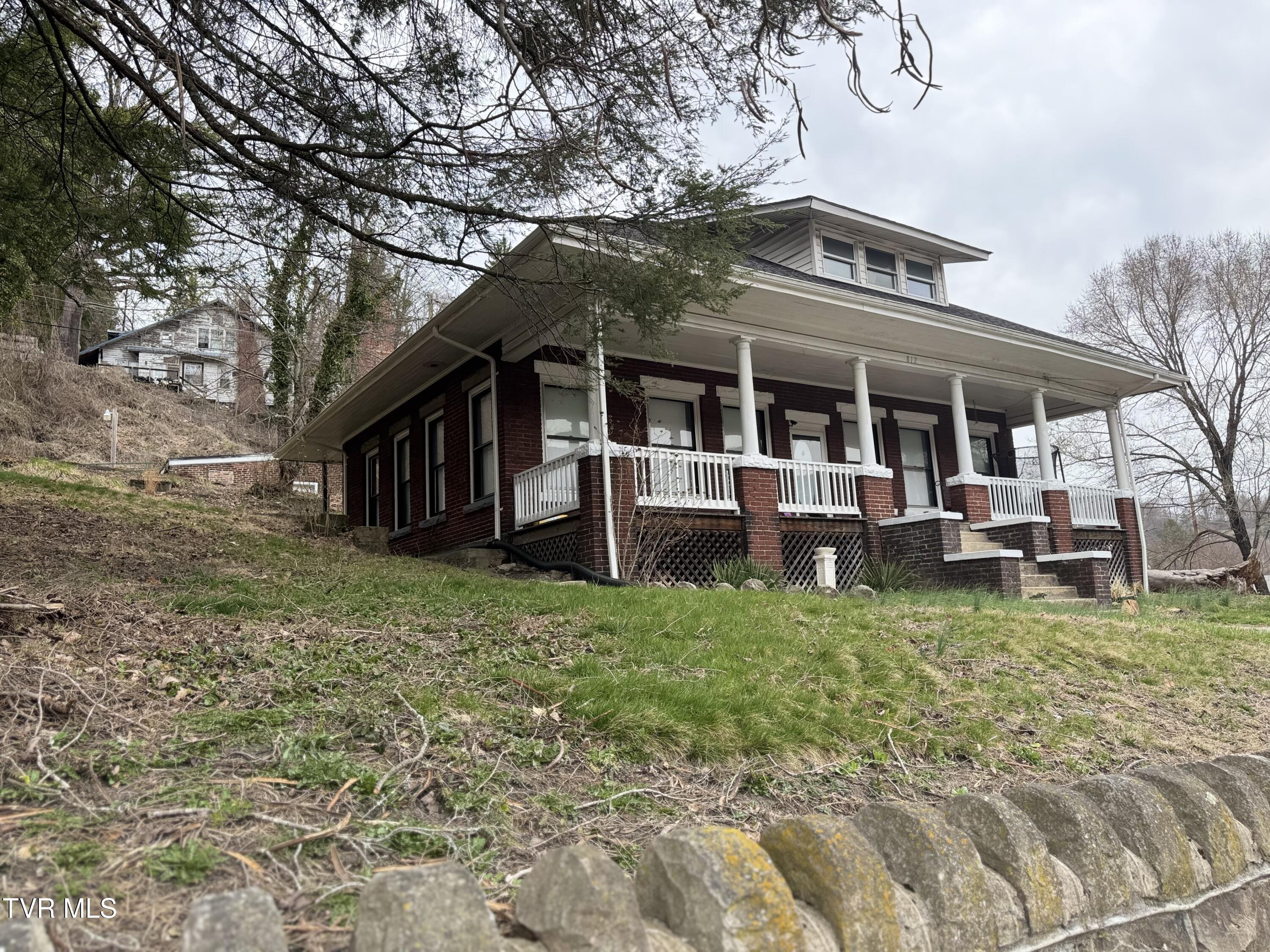 812 Virginia Avenue Ave, Norton, Virginia image 2