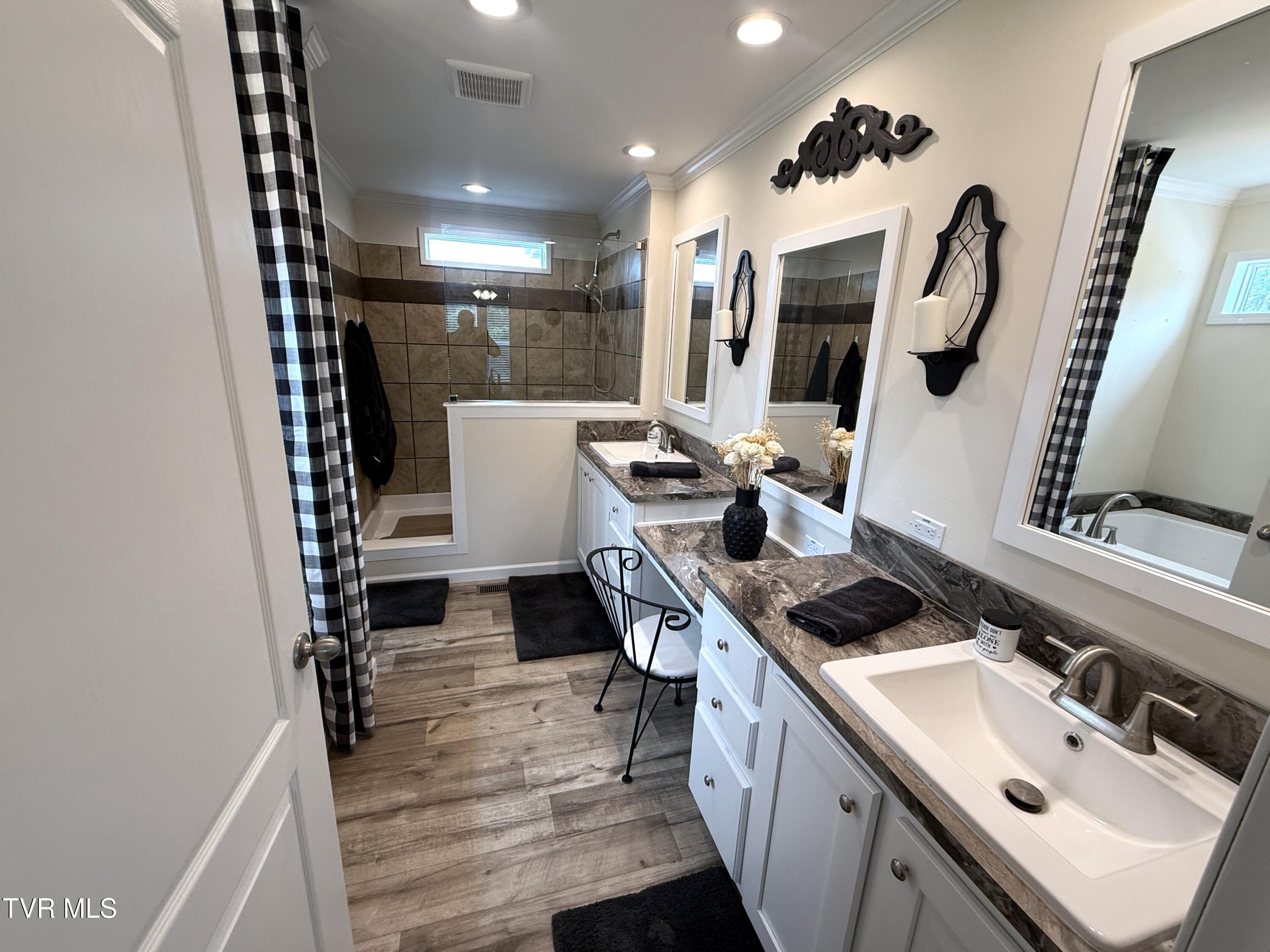 1086 Highland Meadows Way, Parrottsville, Tennessee image 19