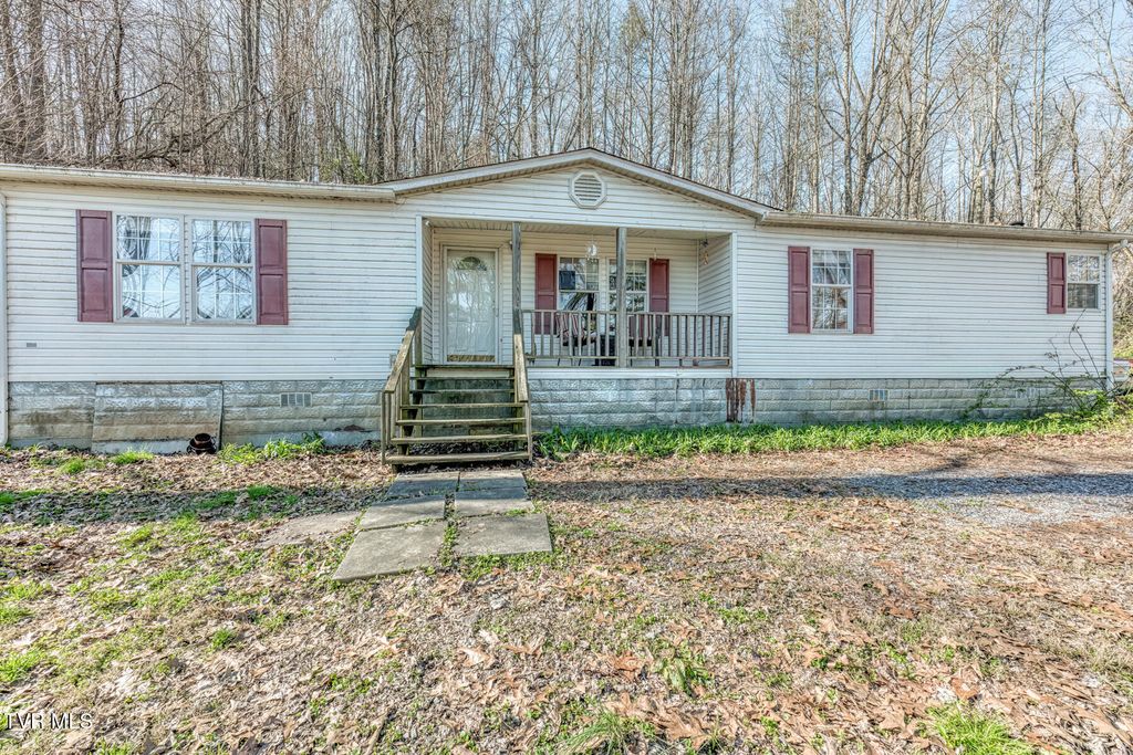 Photo of 1424 Reedy Creek Road, Bristol, TN 37620 (MLS # 9992864)