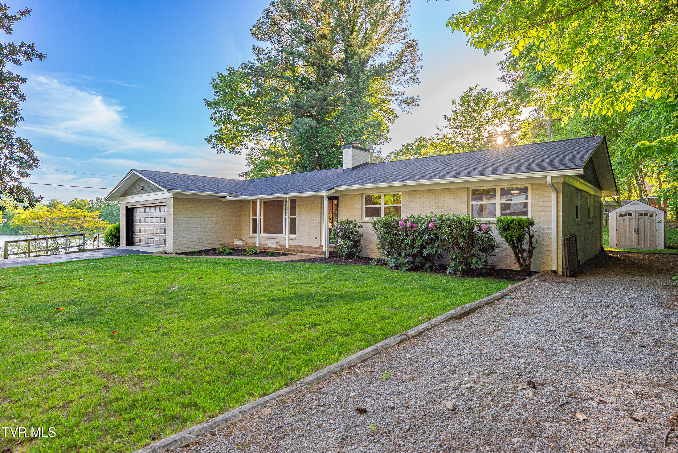 3601 Hazelnut Drive