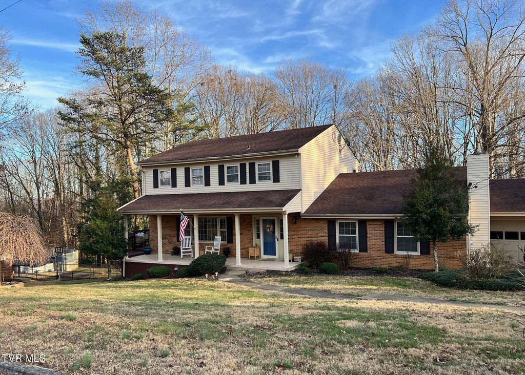 Photo of 1700 Brentwood Drive, Greeneville, TN 37743 (MLS # 9989741)