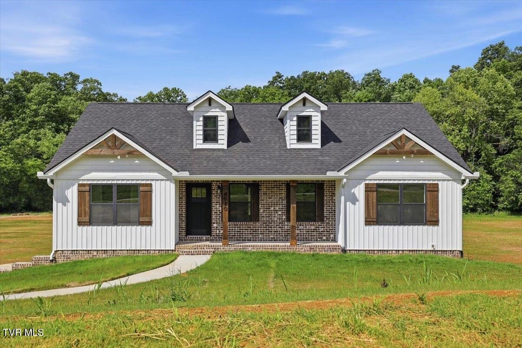 Photo of 4040 Chucky River Road, Morristown, TN 37813 (MLS # 10000061)