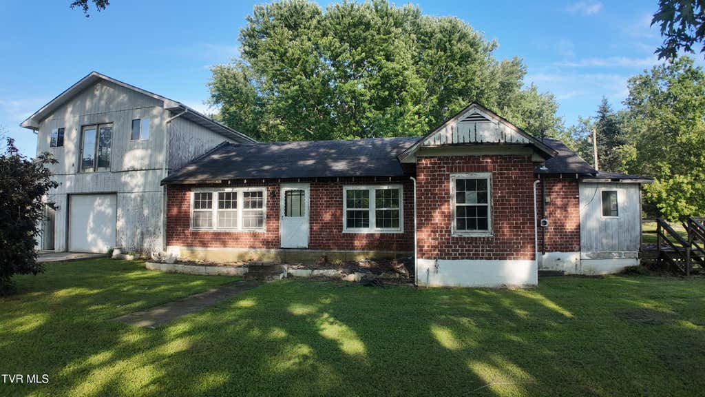 Photo of 4108 Unicoi Drive, Unicoi, TN 37692 (MLS # 9999353)