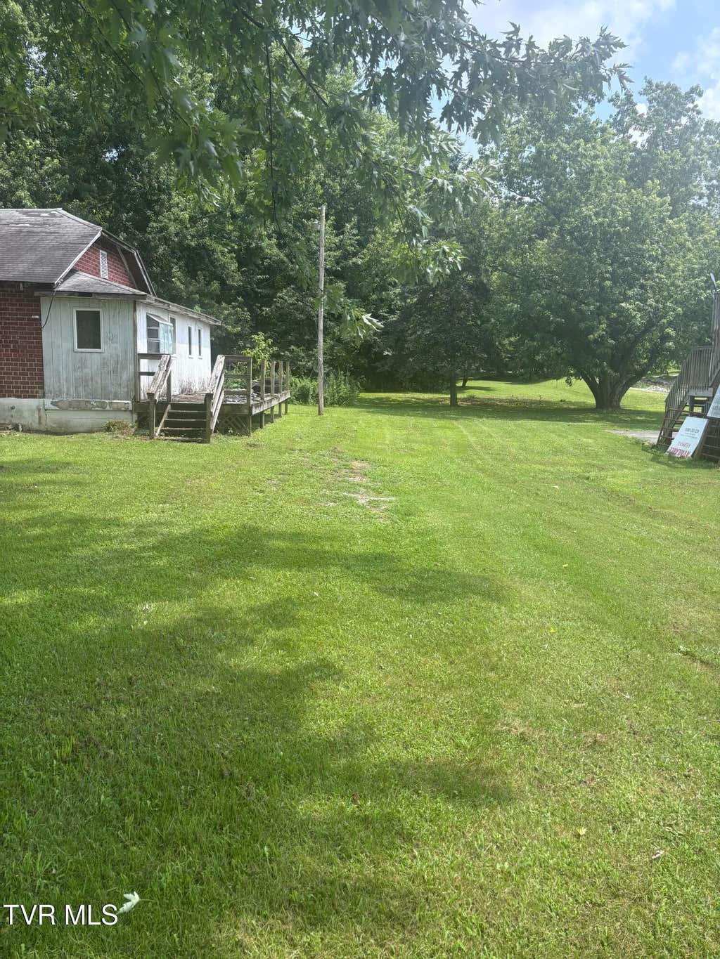 Photo of 4108 Unicoi Drive, Unicoi, TN 37692 (MLS # 9999353)