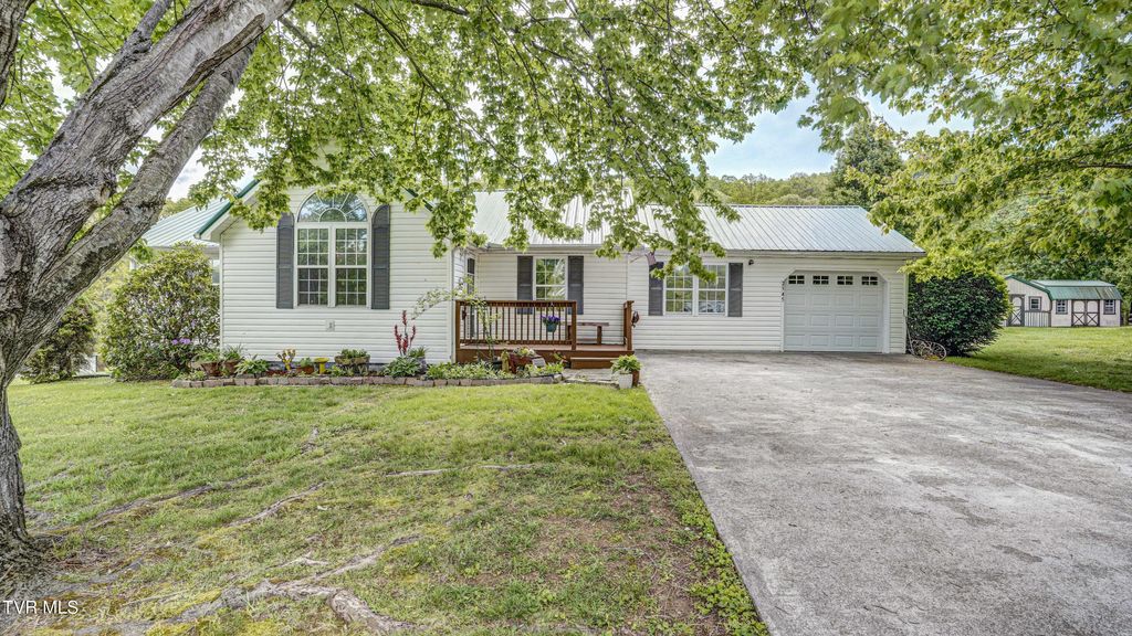 Photo of 2545 Siam Road, Elizabethton, TN 37643 (MLS # 9994227)