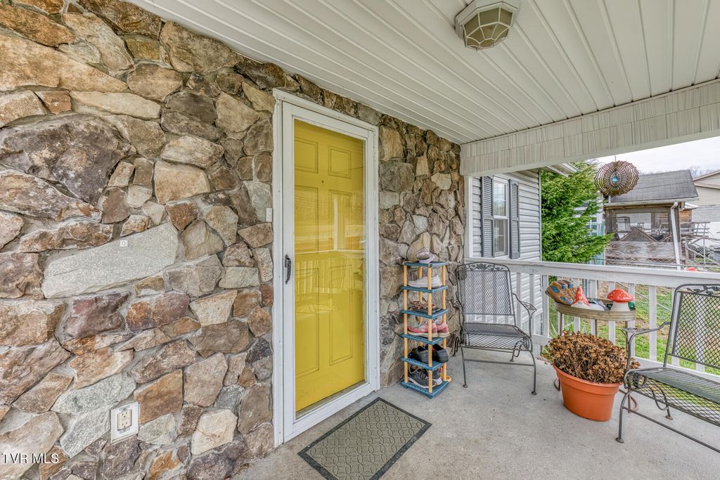 Photo of 380 Bristol Caverns Highway, Bristol, TN 37620 (MLS # 9991949)