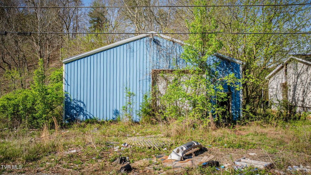 Photo of 571 Walnut Hill Road, Bristol, TN 37620 (MLS # 9993466)