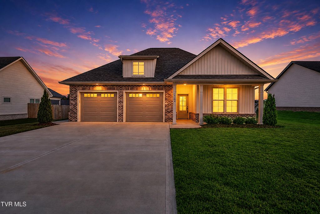 Photo of 2064 Presley Crossing, Jonesborough, TN 37659 (MLS # 9995637)
