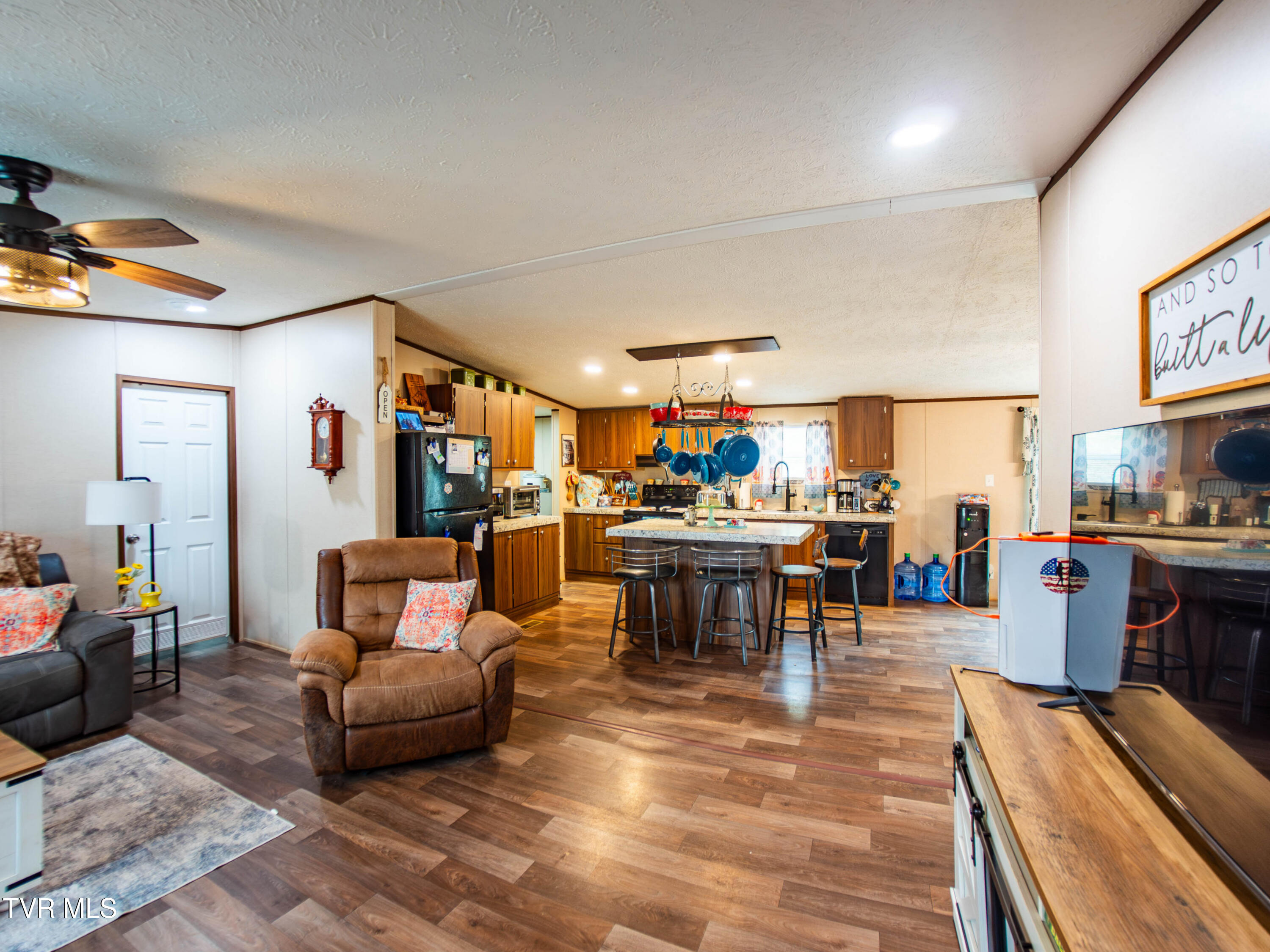 1029 Red Bud Lane, Rogersville, Tennessee image 4