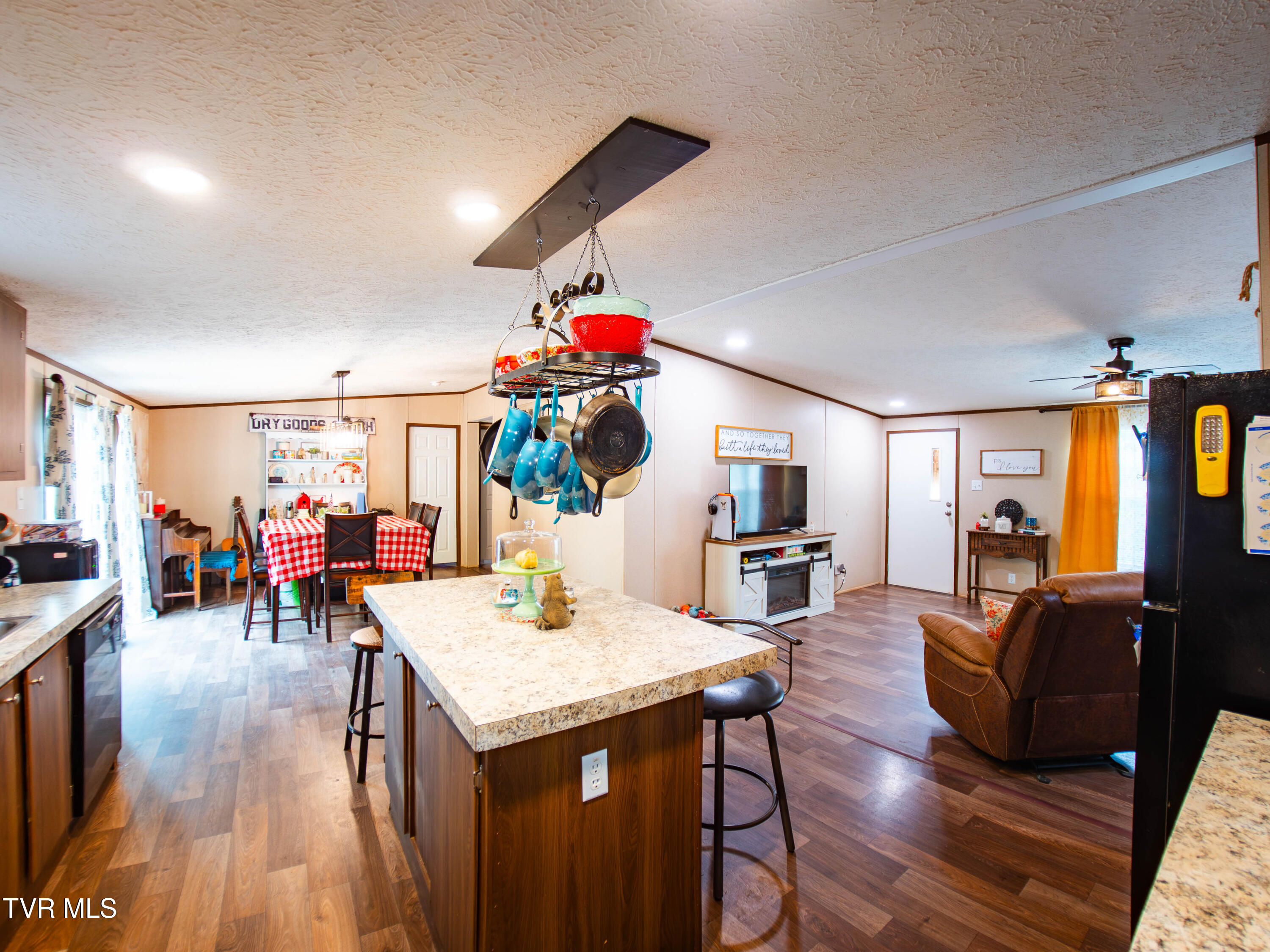1029 Red Bud Lane, Rogersville, Tennessee image 8