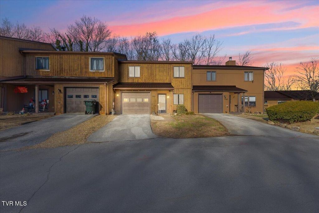 Photo of 1141 Timbers E #1141, Greeneville, TN 37745 (MLS # 9989475)