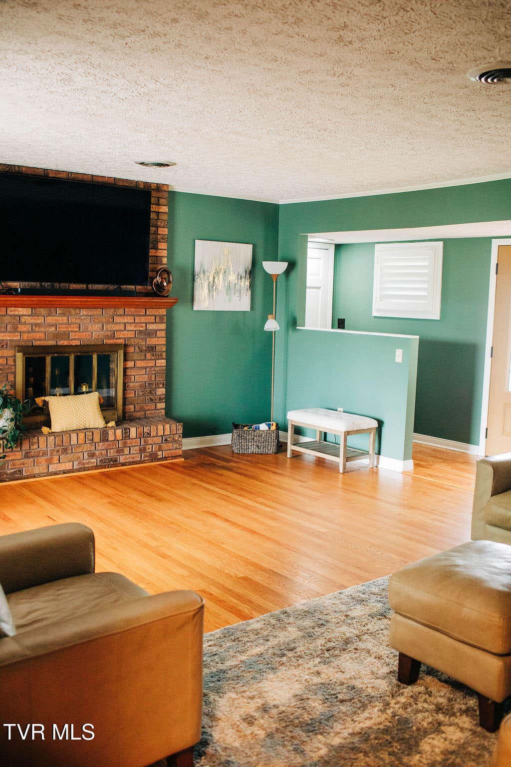Photo of 213 Cherry Lane, Bluff City, TN 37618 (MLS # 9996935)