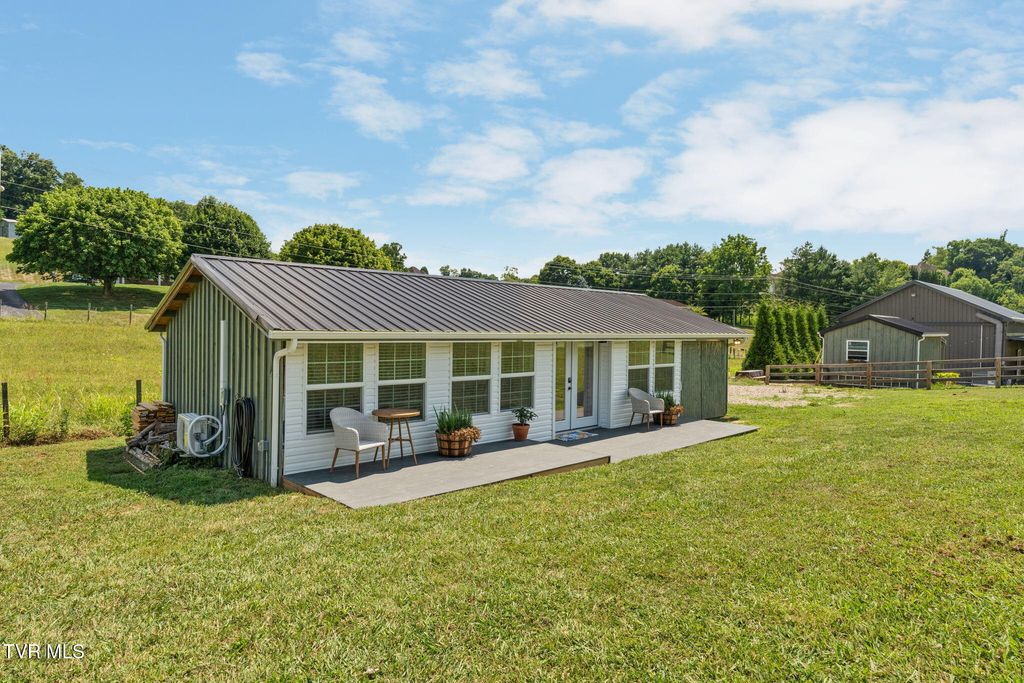 Photo of 3224 Knob Creek Road, Gray, TN 37615 (MLS # 9988823)