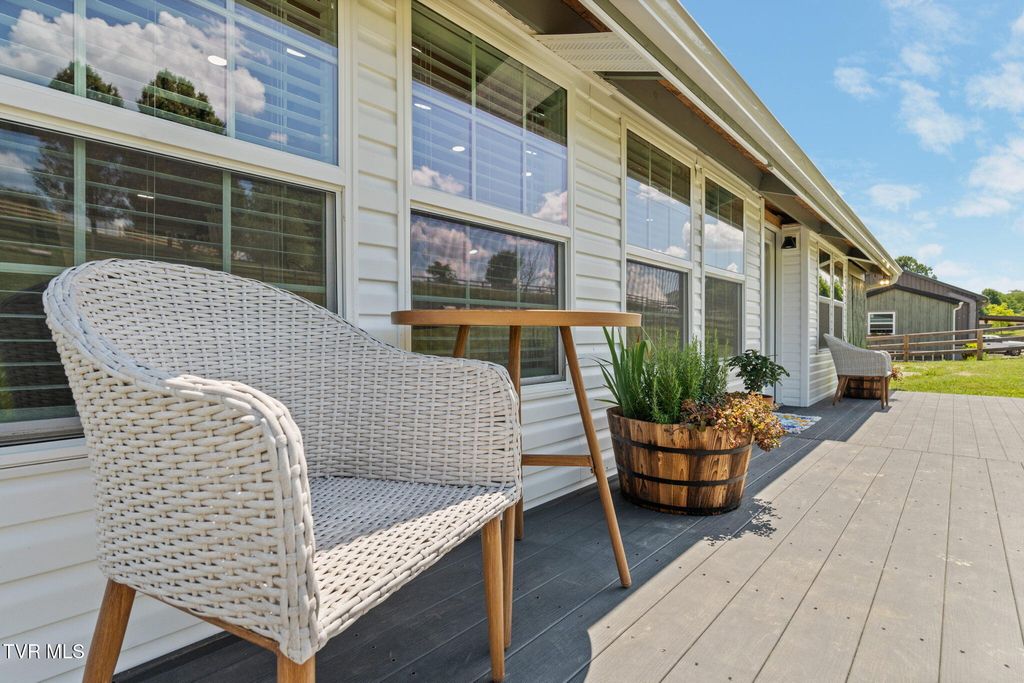 Photo of 3224 Knob Creek Road, Gray, TN 37615 (MLS # 9988823)