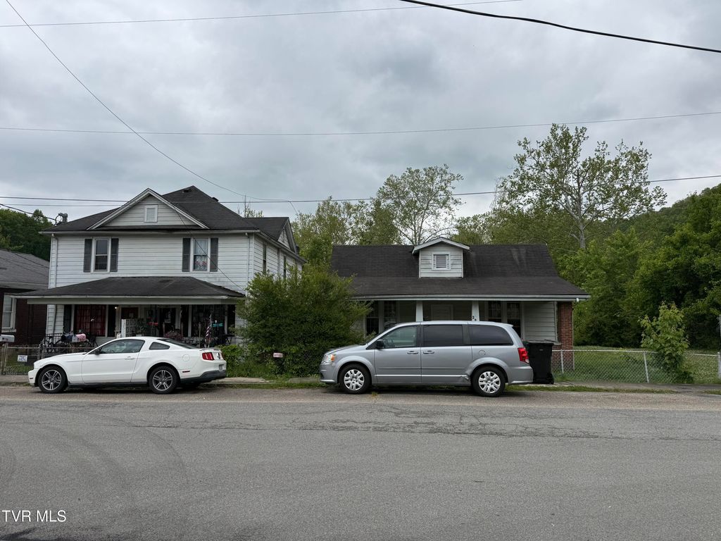 Photo of 306 Kilbourne Avenue, Appalachia, VA 24216 (MLS # 9995061)
