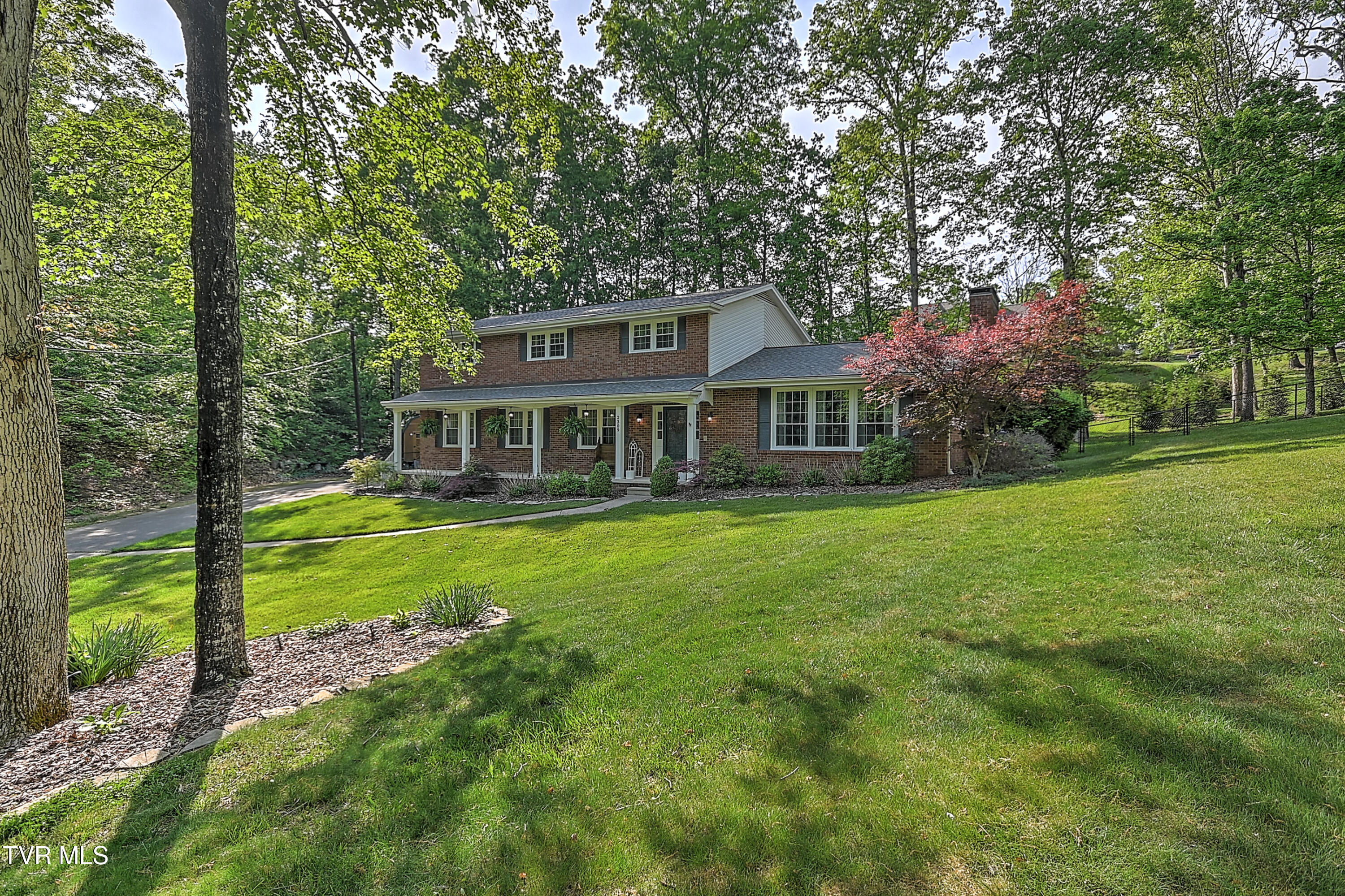 2309 Oxford Court, Kingsport, Tennessee image 3