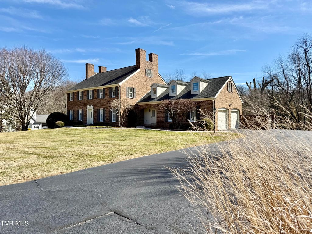 Photo of 244 Roscommon Drive, Bristol, TN 37620 (MLS # 9991434)