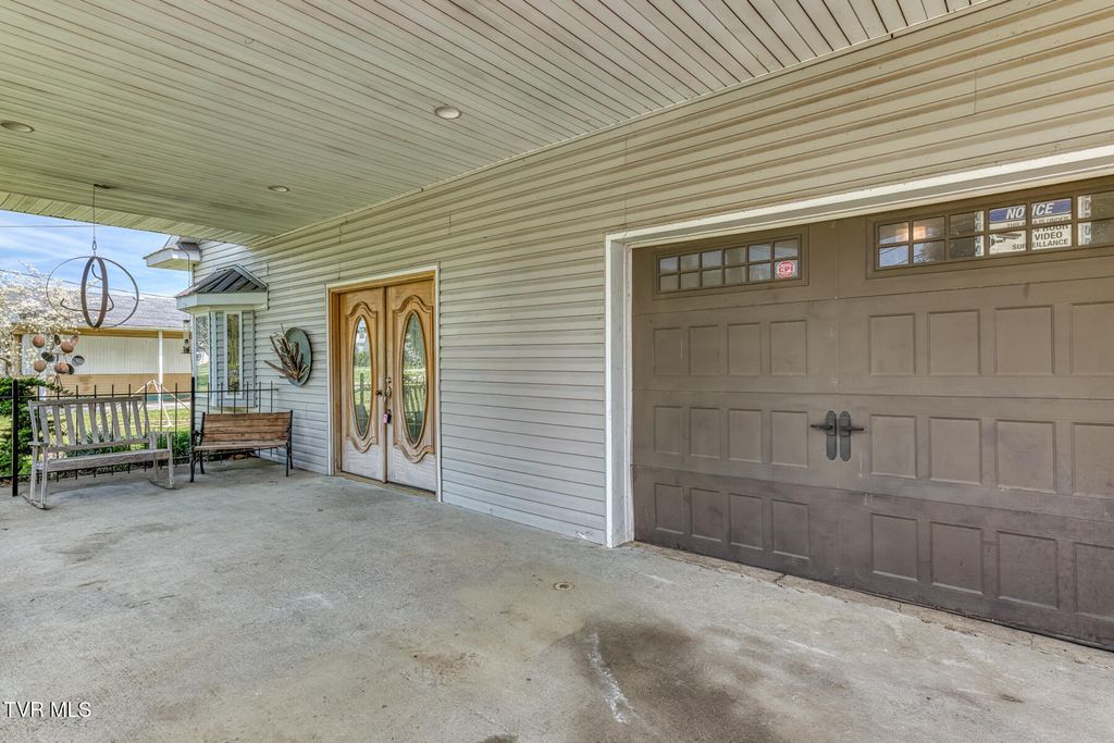 Photo of 1113 Rittertown Road, Hampton, TN 37658 (MLS # 9993652)
